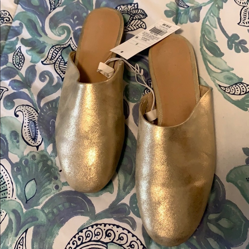 Universal Thread Mules WOMENS 6